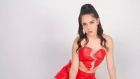 Uorfi Javed janji netizen akan melihat dirinya yang berbeda. Foto: Instagram Uorfi Javed