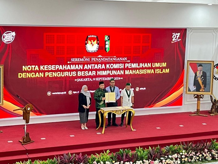 Acara penandatanganan MoU antara KPU RI dan PB HMI di kantor KPU RI, Jakarta Pusat, Senin (9/9/2024).