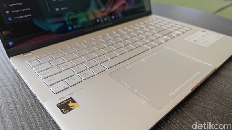Asus Vivobook S 15 OLED