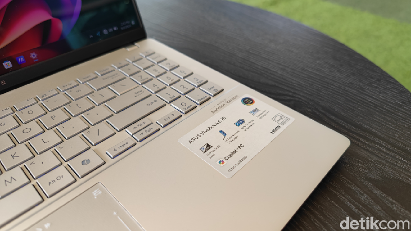 Asus Vivobook S 15 OLED