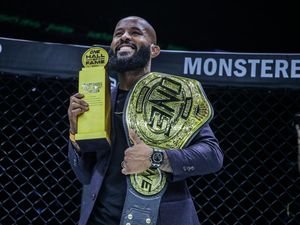 Pensiun dari MMA, Demetrious Johnson Masuk ONE Hall of Fame
