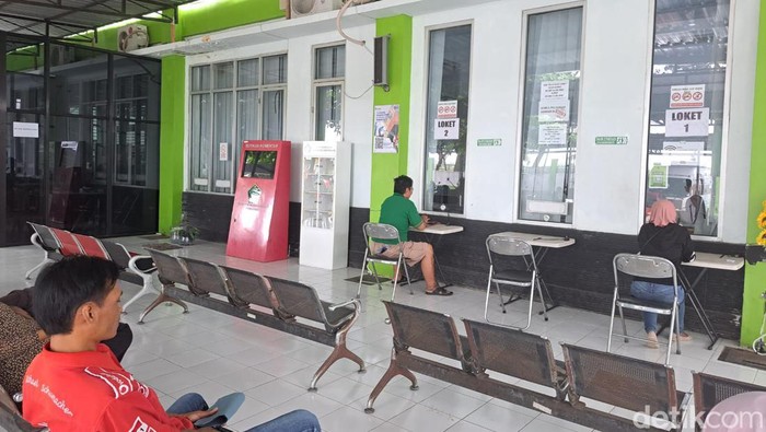 Dispendukcapil Blitar lakukan perekaman e-ktp