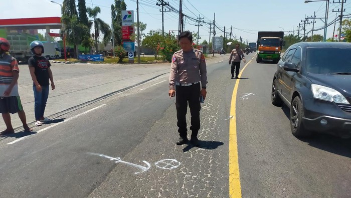 Dua Motor Adu Banteng di Manyar Gresik, Satu Tewas-Satu Kritis