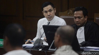 Ekspresi Harvey Moeis Jalani Sidang Lanjutan Kasus Korupsi Timah