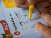 5 Contoh Soal Persamaan Kuadrat dan Cara Penyelesaiannya