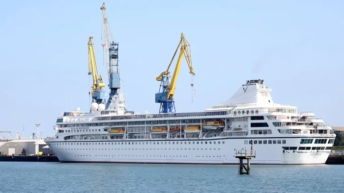 Kapal pesiar Villa Vie Odyssey