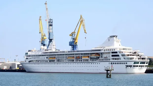 Kapal pesiar Villa Vie Odyssey