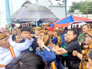 Pembukaan Sekaten di Halaman Masjid Agung Solo Diwarnai Kericuhan