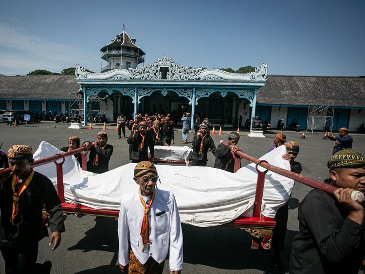 Kirab Gamelan Sekaten Keraton Kasunanan Solo