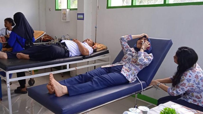 Korban tergelincirnya pesawat Trigana Air di Bandara Kamanap, Yapen, Papua. Dokumen Istimewa