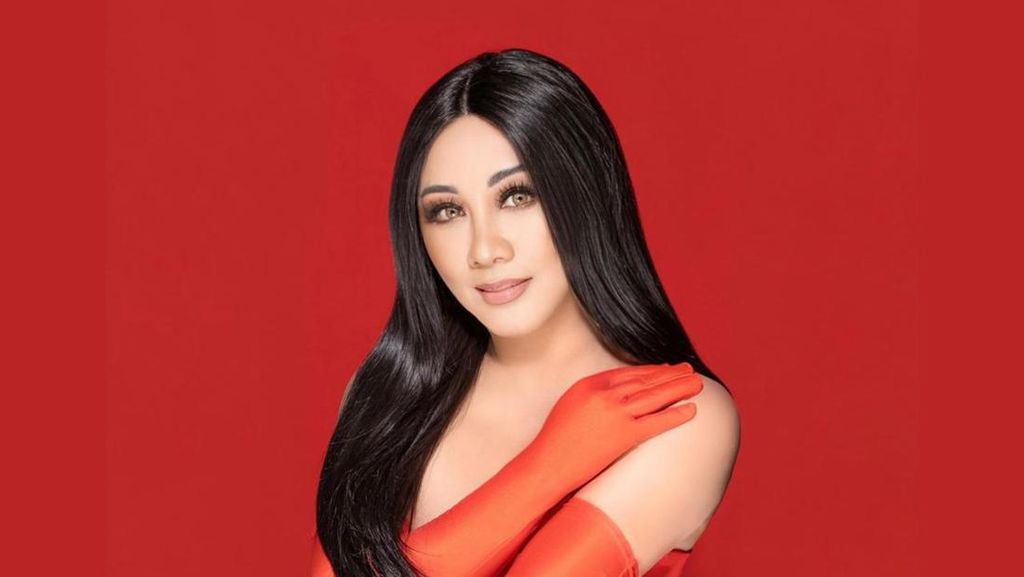 Lenny Hartono Bawakan Ulang Lagu Jodoh Pasti Bertemu yang Dipopulerkan Afgan Lenny Hartono Bawakan Ulang Lagu Jodoh Pasti Bertemu yang Dipopulerkan Afgan