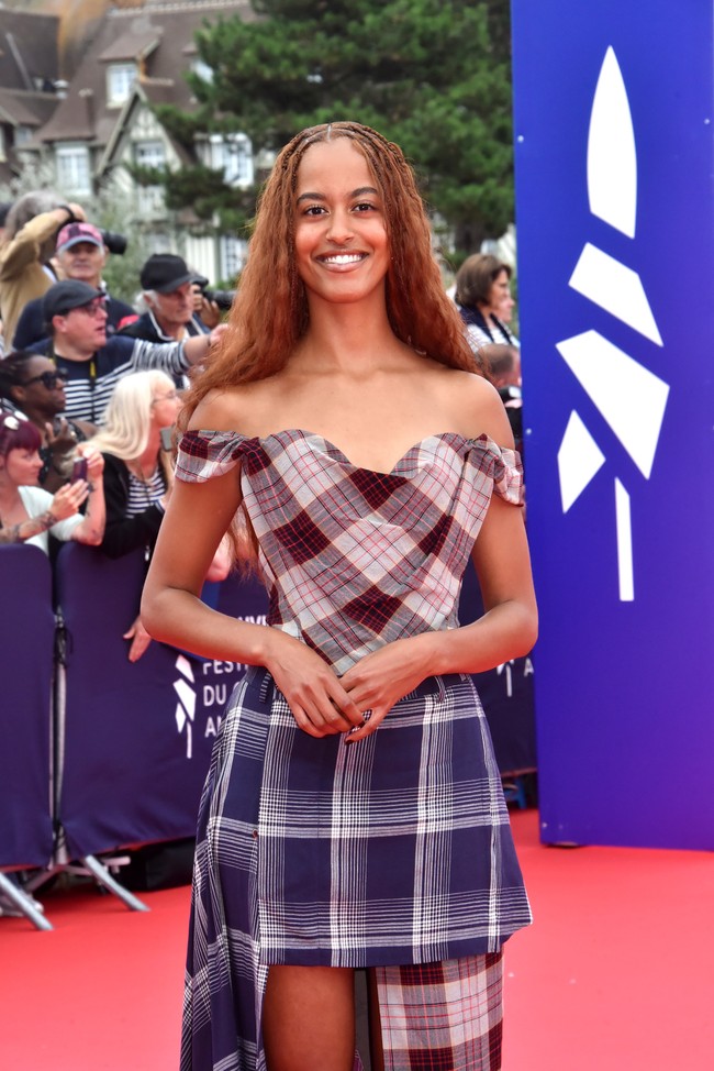 Putri presiden ke-44 AS Barack Obama, Malia Obama, mulai merintis karier sebagai seorang pembuat film. Ketika meluncurkan film perdananya, The Heart, di Sundance Film Festival pada awal 2024, wanita 25 tahun ini memperkenalkan diri dengan cukup menggunakan nama depan dan tengahnya, Malia Ann, tanpa embel-embel Obama. Foto: Foc Kan/WireImage