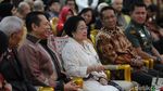 Momen MPR Serahkan Surat Pencabutan Tap MPR 33/1967 ke Keluarga Soekarno