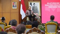 Bamsoet menyampaikan pihaknya telah melakukan peninjauan dan menjawab surat resmi dari Kementerian Hukum dan HAM (Kemenkumham) mengenai ini.