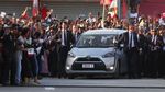 Potret Paus Fransiskus Naik Mobil Merakyat Lagi di Timor Leste