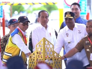 Presiden Jokowi Resmikan 4 Seksi Jalan Tol Sibanceh