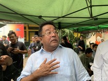 Rano Karno Disambangi Teman Sekolah, Bahas Kampanye Pilgub Jakarta