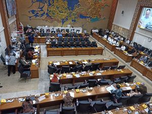 Pemerintah Usul Ubah Pasal Jumlah Kementerian, Rapat Baleg DPR Debat Panas