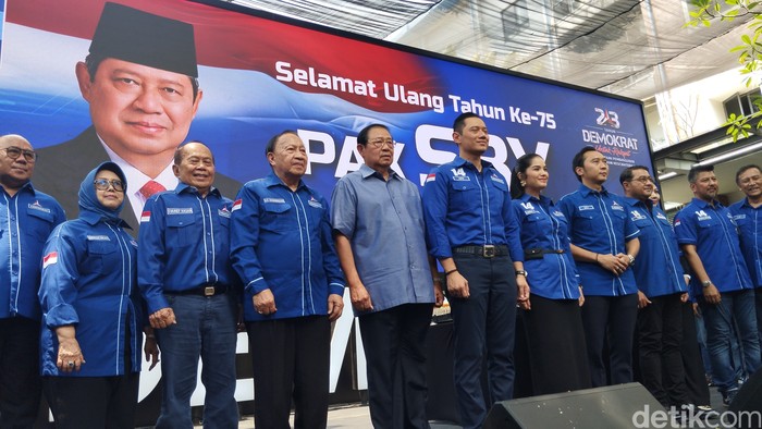 SBY dan AHY di acara Partai Demokrat (Maulana Ilhami Fawdi/detikcom)