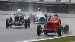 Seru-seruan di Balap Mobil Antik Goodwood Revival