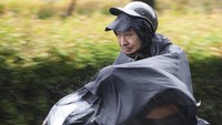 Topan Super Yagi, badai terkuat di Asia, menghantam sejumlah negara mulai dari China hingga Vietnam. Badai tersebut juga menimbulkan puluhan korban jiwa di Vietnam. (AP Photo/Hau Dinh)  