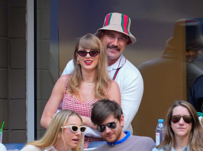 NEW YORK, NEW YORK - SEPTEMBER 08: Taylor Swift and Travis Kelce are seen at the 2024 US Open Tennis Championships on September 08, 2024 in New York City.  (Photo by Gotham/GC Images)