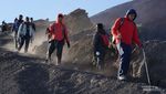 Kenalan dengan Letter E, Jalur Puncak Rinjani yang Bikin Nyerah
