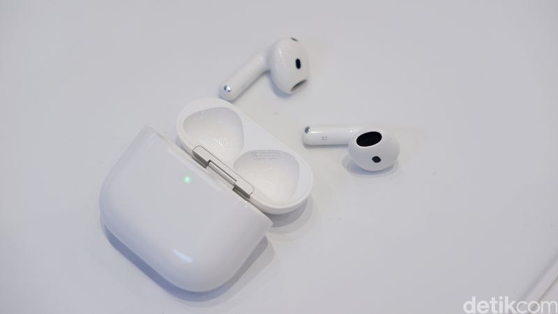 AirPods 4