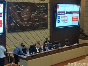 Kepala BPIP Bicara Prestasi Akademik Saat Bantah Larang Paskibraka Berjilbab