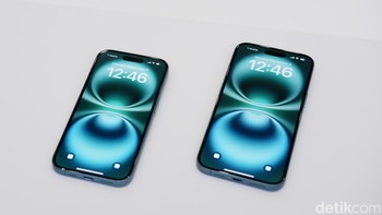 iPhone 16 dan iPhone 16 Plus masih membawa bentangan 6,1 inch dan 6,7 inch. Layarnya tetap memanjakan mata berkat penggunaan panel Super Retina XDR dengan teknologi OLED dan Dynamic Island sehingga pengalaman menonton jadi lebih memuaska Foto: Adi Fida Rahman/detikINET