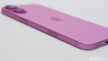 Tombol Kontrol Kamera fungsinya untuk dapat dengan cepat meluncurkan kamera, mengambil foto, dan memulai perekaman video sehingga tidak ada momen yang terlewatkana. Selain itu bisa melakukan menyesuaikan opsi kontrol lainnya, seperti zoom, pencahayaan, atau kedalaman bidang. Foto: Adi Fida Rahman/detikINET