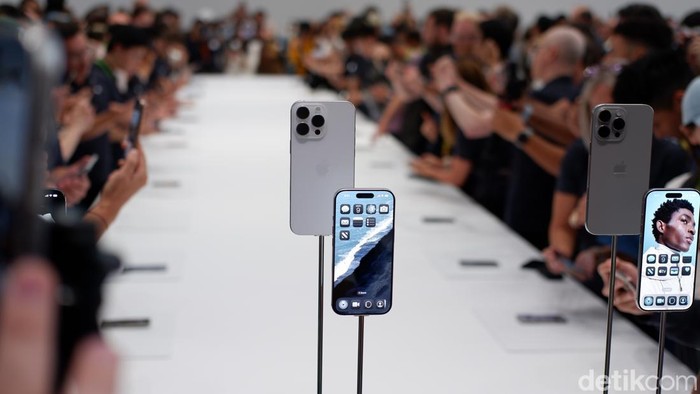 iPhone 16 Pro