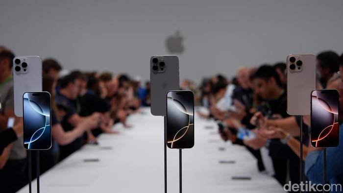 iPhone 16 Pro