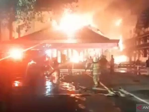 Pos Bloc Jakpus Terbakar Dini Hari Tadi, Diduga Dipicu Korsleting