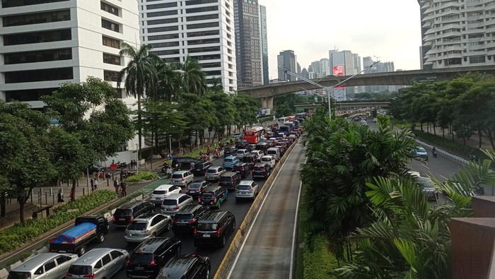 Kemacetan di Jalan Sudirman arah Senayan (Taufiq/detikcom)