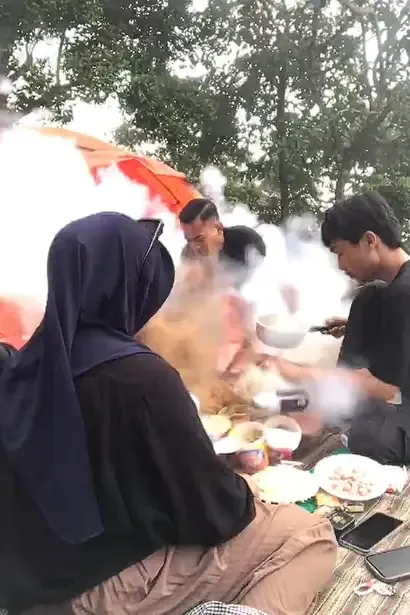 Kacau! Acara Piknik Berantakan Gegara Kompor Portable Meledak