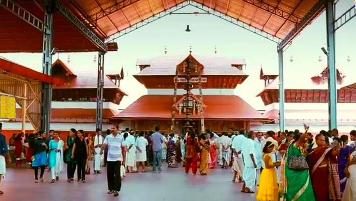 Kuil Guruvayur, India.
