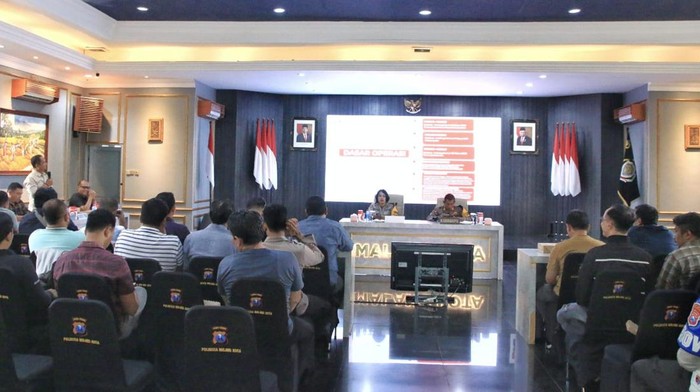 Latpraops di Ballroom Sanika Satyawada, Polresta Malang Kota.