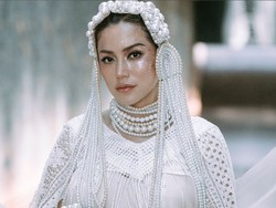 7 Foto Maternity Shoot Jessica Iskandar, Bak Bidadari Bertabur Mutiara