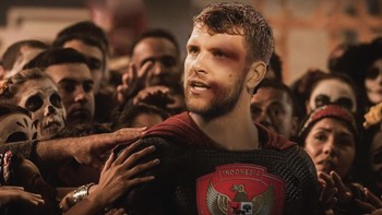 Maarten Paes layak jadi man of the match. Foto: (Twitter)