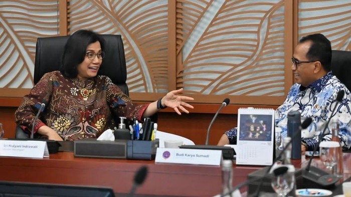 Menkeu Sri Mulyani menerima kunjungan Menhub Budi Karya Sumadi di Kemenkeu