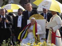 Momen Paus Fransiskus Pimpin Misa Nazar di Timor Leste