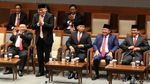 Momen Paripurna DPR Sahkan 5 Anggota BPK RI