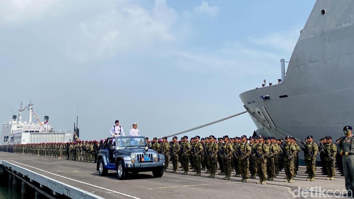 Peringatan HUT TNI AL ke-79 di Koarmada II