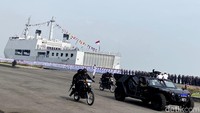 Ada pula skenario gangguan keamanan dari pihak-pihak yang mengancam yang dilakukan oleh prajurit gabungan TNI AL.