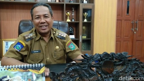 Pj Wali Kota Bima, Mukhtar. (Foto: Rafiin/detikBali)