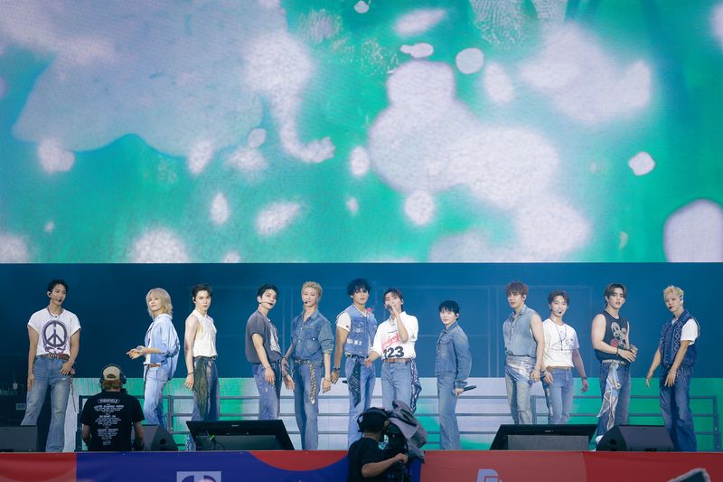 SEVENTEEN tampil jadi headliner di Lollapalooza Berlin pada September 8 2024 bertempat di Olympiastadion & Olympiapark.
