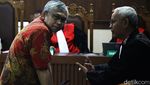 Sidang Putusan Sela Abdul Hadi Aviciena di Kasus Jual Beli Emas Antam