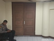 Sudah 10 Jam, Polda Riau Masih Geledah Sekretariat DPRD Riau Terkait SPPD Fiktif