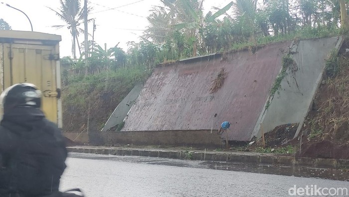Taman Asmaul Husna dibongkar